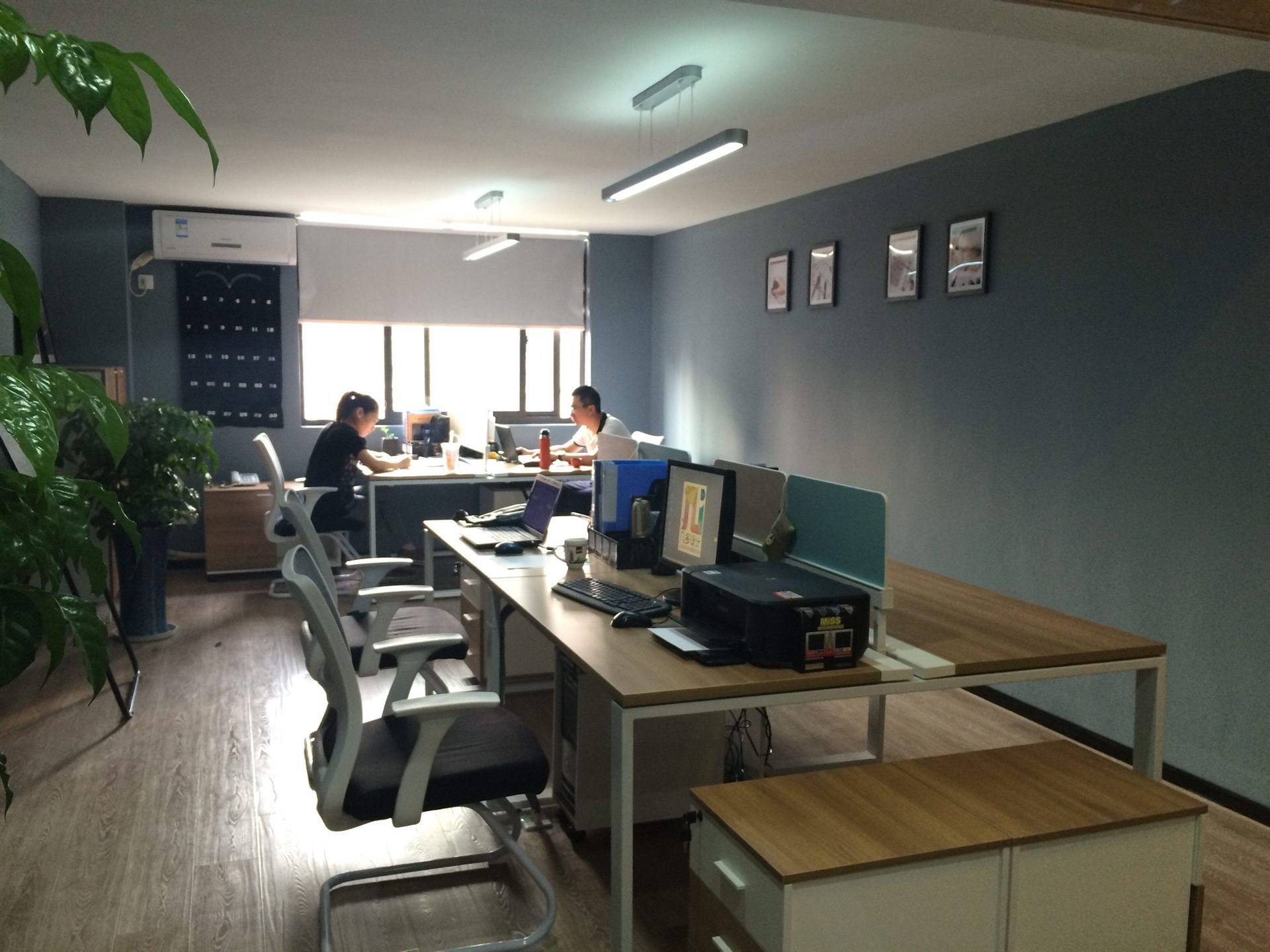 商丘市炫彩圖文設(shè)計制作 專業(yè)與創(chuàng)意并重的視覺藝術(shù)專家